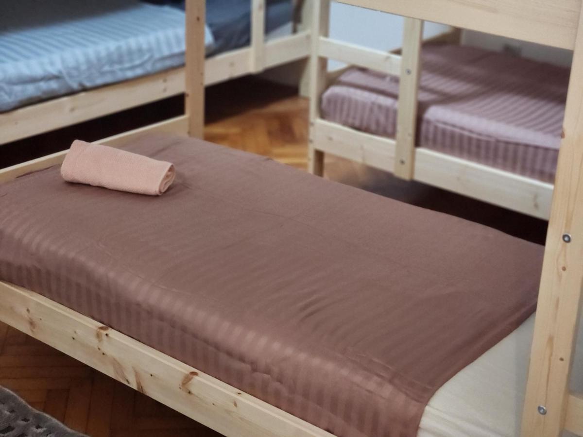 Hostel Queen Centar Сплит Экстерьер фото